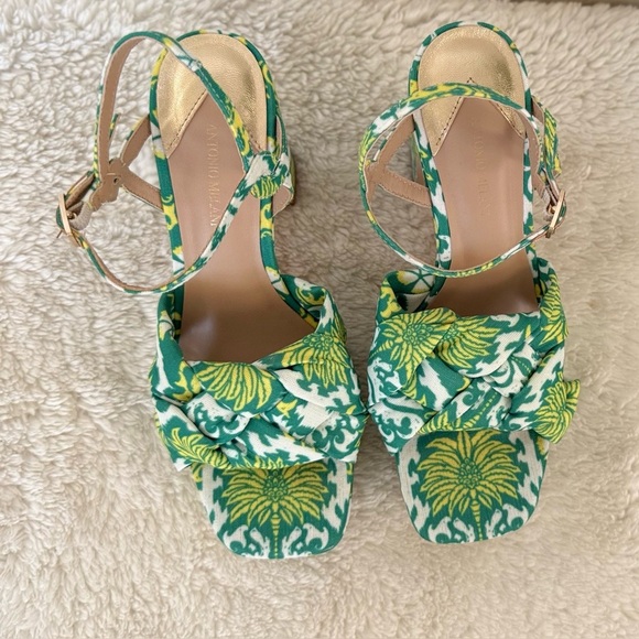 Antonio Melani Bold platform sandals green and yellow pattern - Picture 10 of 11